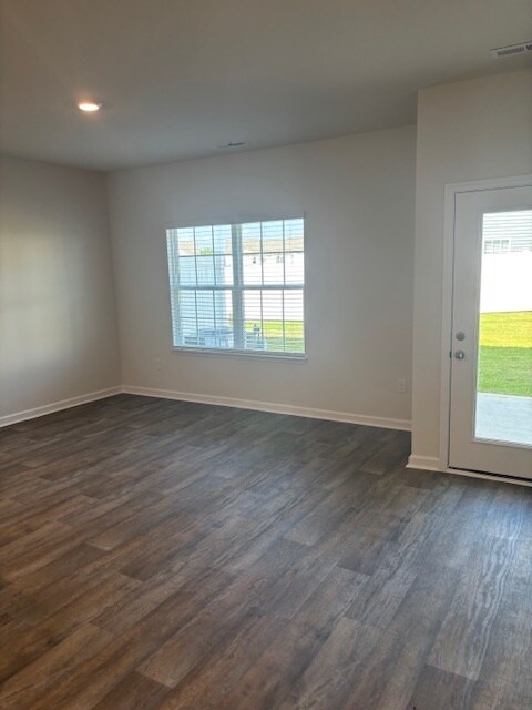 Building Photo - 243 Perseus St