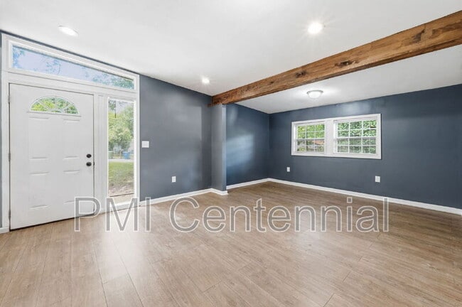 Building Photo - 2800 Grand Ave SW