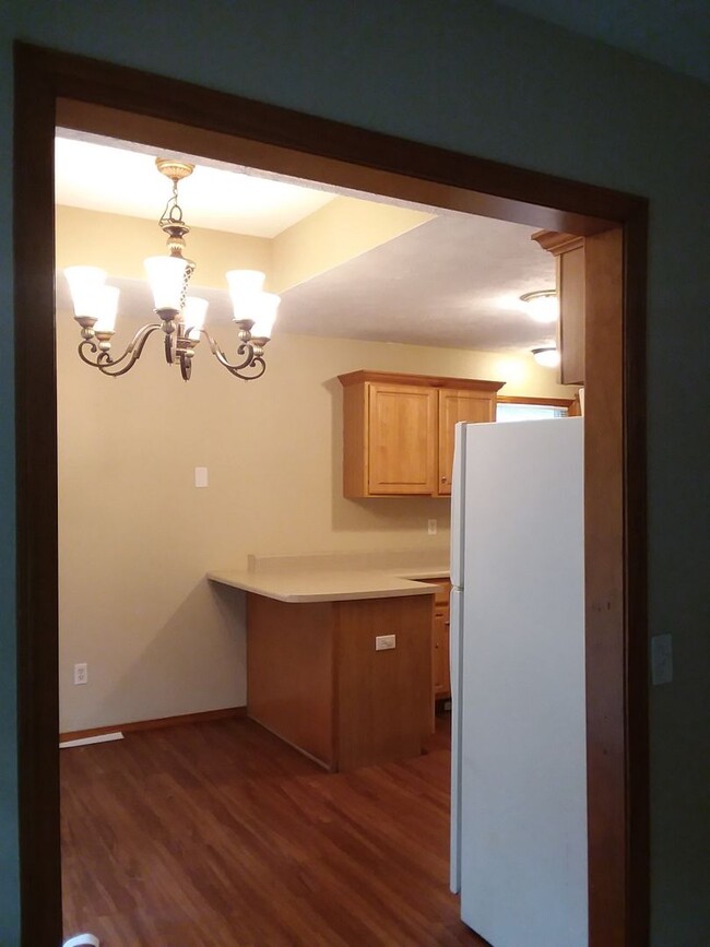 Building Photo - 4 Bed 3 Bath house for rent!!
