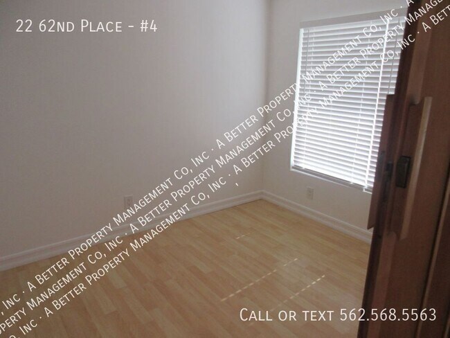 Building Photo - 22 62nd Pl