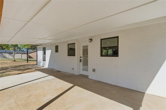 Building Photo - 205 Lacewell St