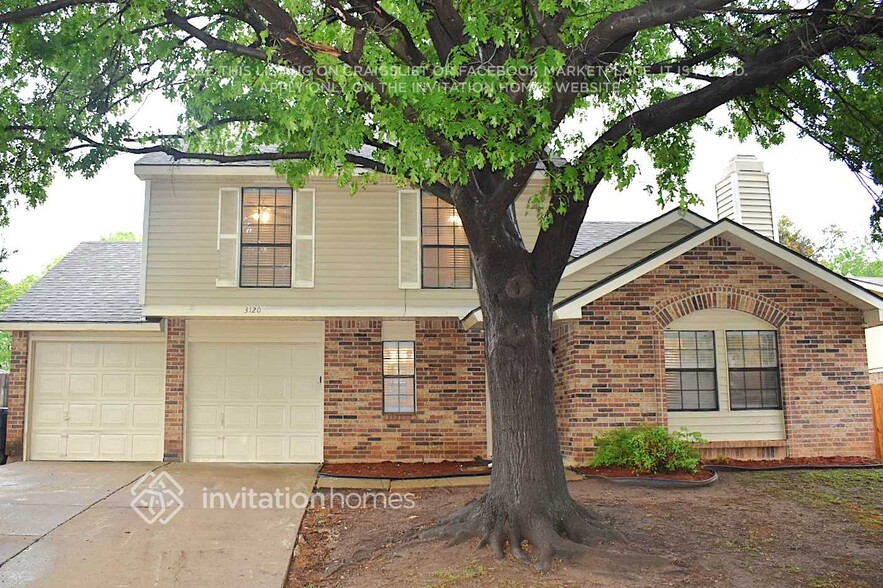 Primary Photo - 3120 Woodlark Dr