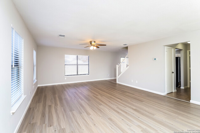 Building Photo - 9879 Highland Creek