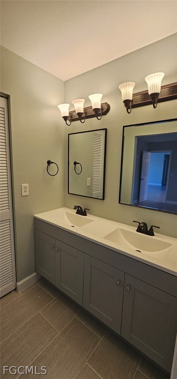 Building Photo - 510 SE 27th Terrace