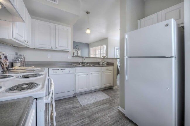 Building Photo - Manzanita Gate Apartments