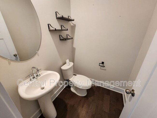 Building Photo - 112 Outback Dr