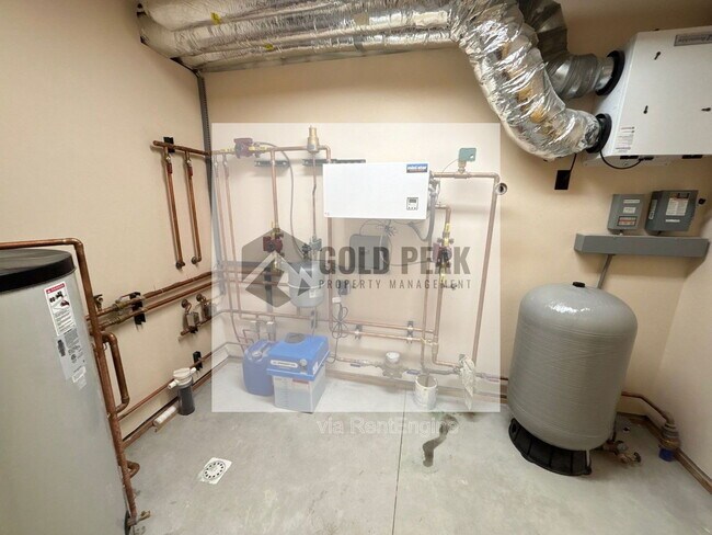 Building Photo - 33181 Wenatchi Trail