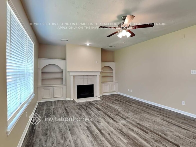 Building Photo - 23534 Tayman Park Dr