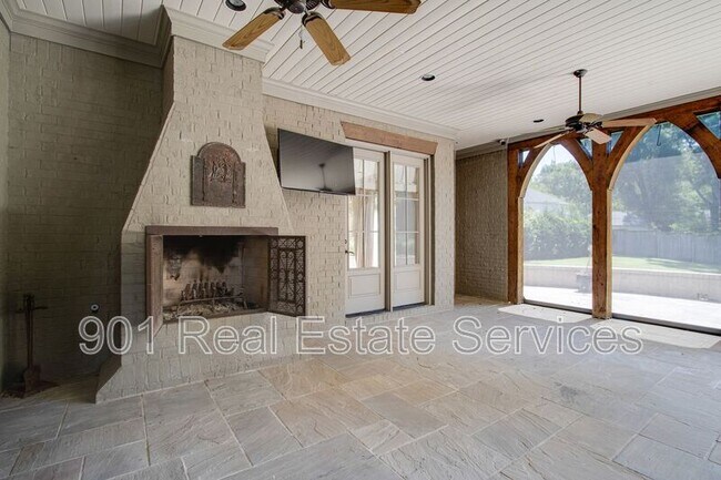 Building Photo - 3549 Lily Ln