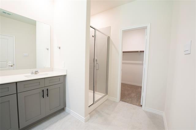 Building Photo - 1800 Bleriot Ct