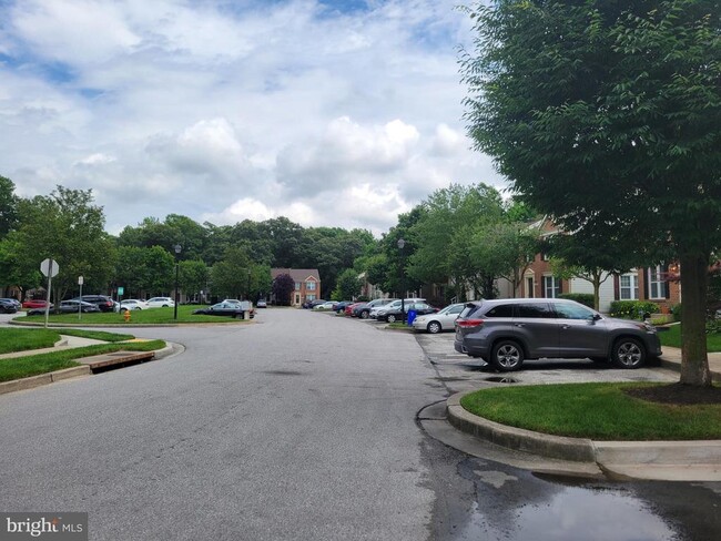 Building Photo - 8702 Castlerock Ct