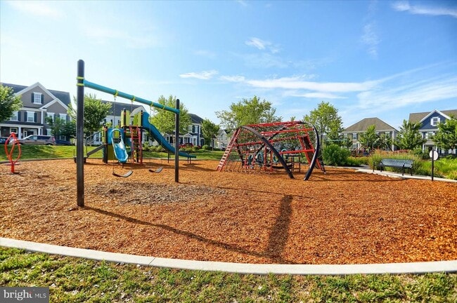 Building Photo - 6407 Falconwood St