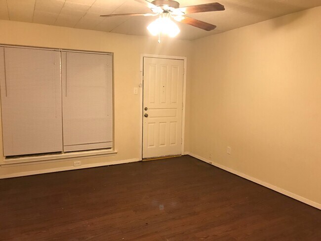 Building Photo - 3516 Flamingo Way