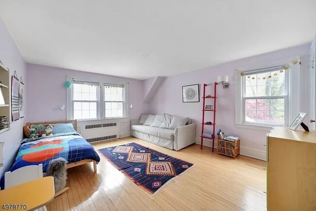 Building Photo - 53 Meadowbrook Rd