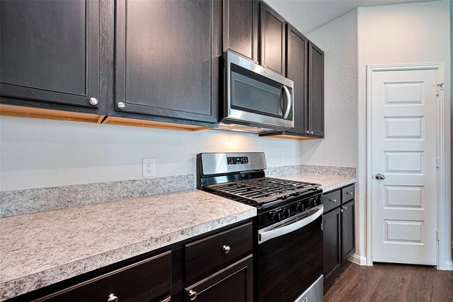 Building Photo - 22548 Cormorant Ct
