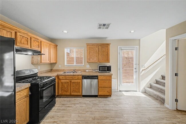 Building Photo - 6077 Aripeka St