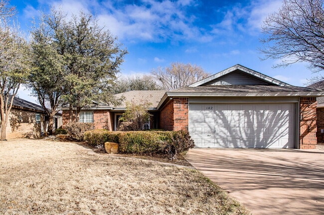 Building Photo - 142 N Utica Ave