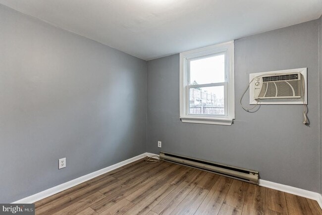 Building Photo - 7820 Craig St