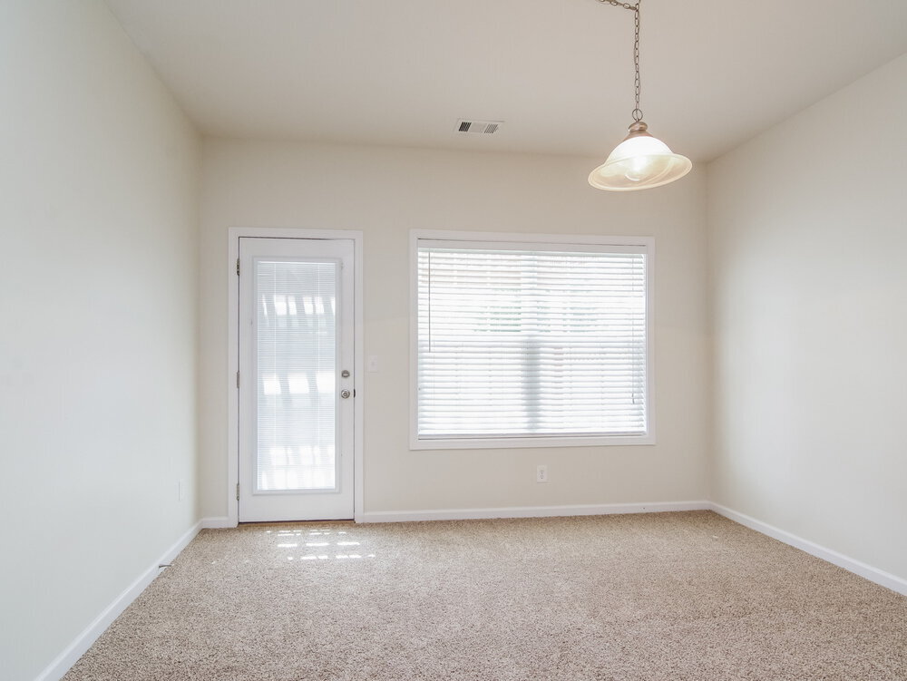 Building Photo - 6862 Grand Hickory Dr