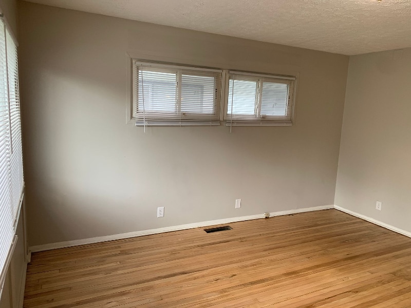 Building Photo - 909 Idlewild Dr