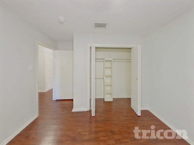 Building Photo - 1916 Tracey Cir