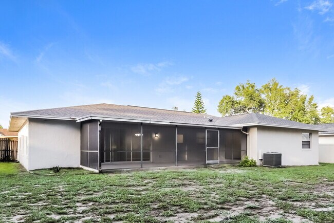 Building Photo - 504 Mahogany Dr