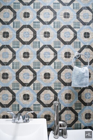 Building Photo - 36-20-36-29 29th St