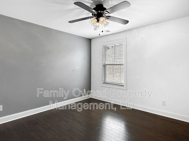 Building Photo - 128 Whaler Ave