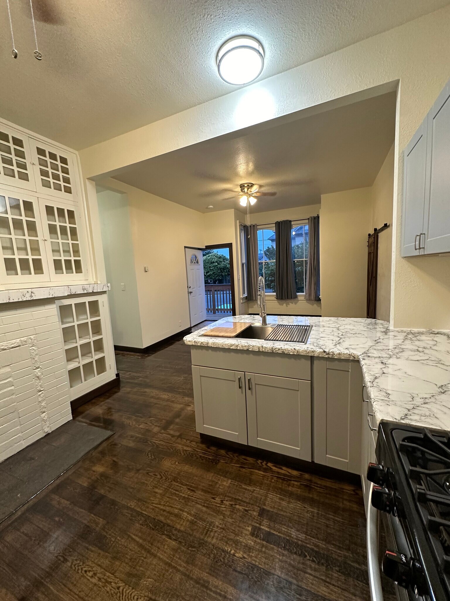 Building Photo - 639 16th St