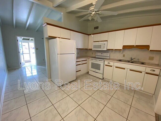 Building Photo - 394 N Spring Lake Blvd NW