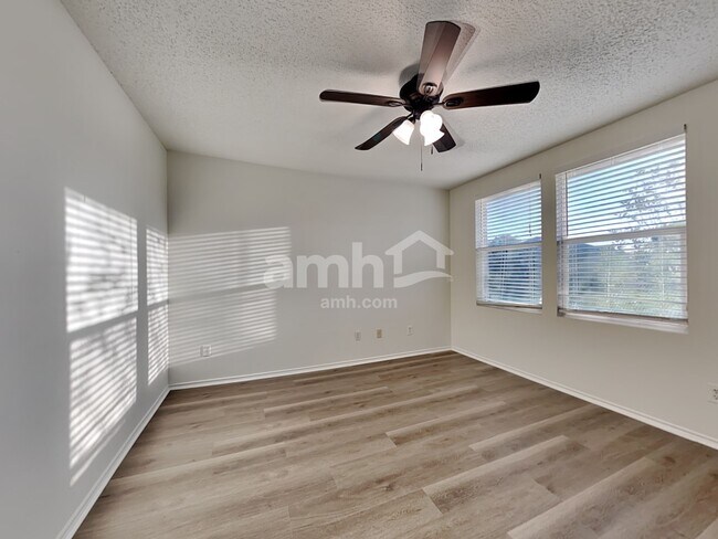 Building Photo - 3112 Amber Waves Ln