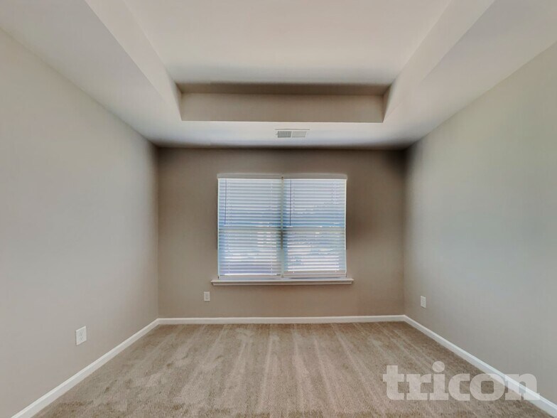 Building Photo - 121 Southwind Cir