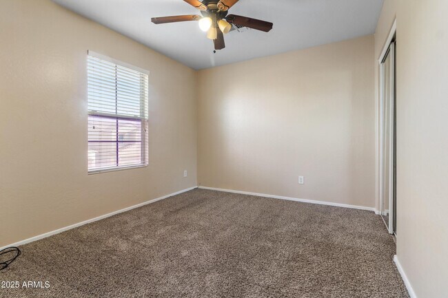Building Photo - 2416 S 90th Glen