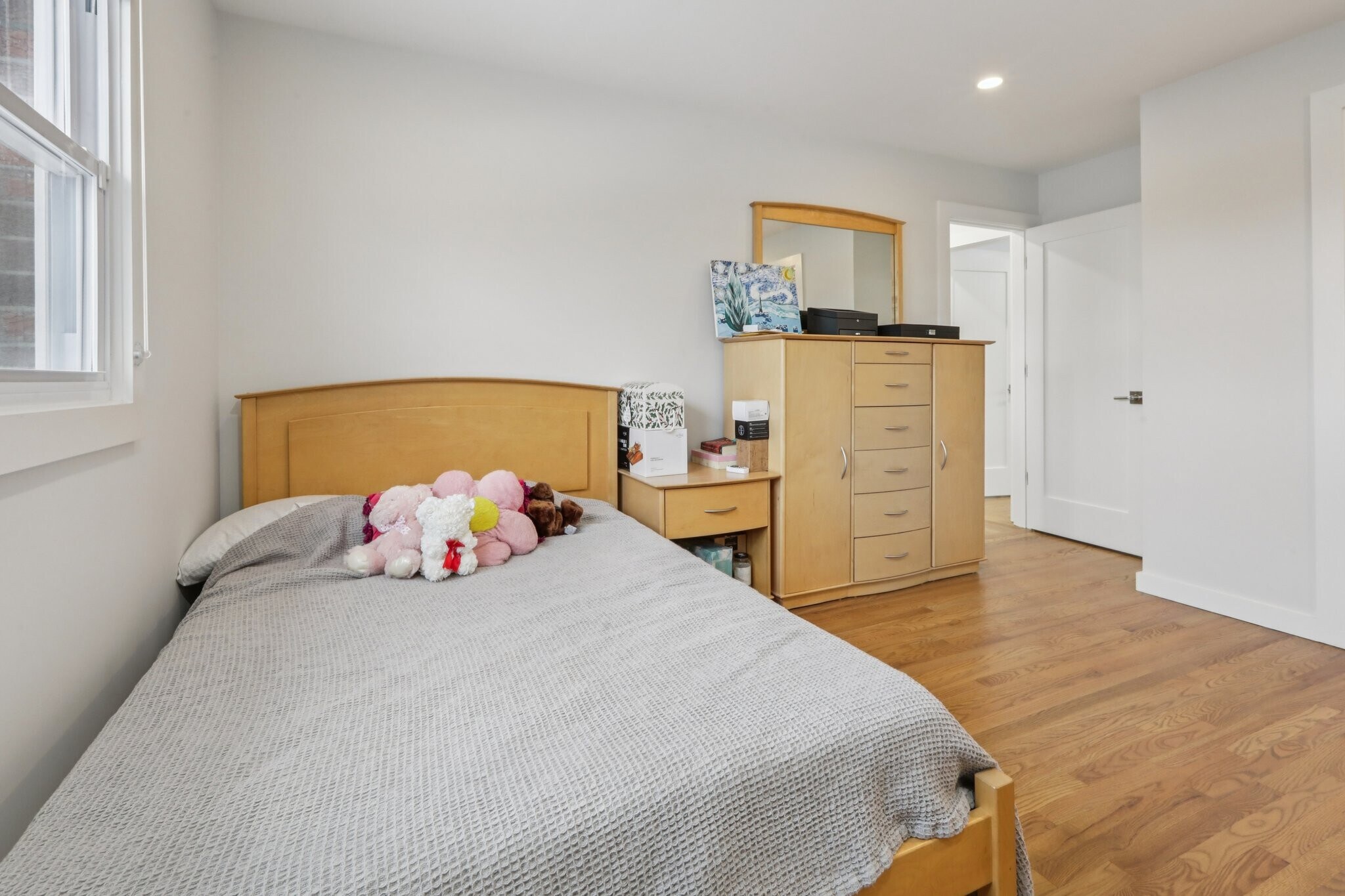 Building Photo - 10 Millo Pl