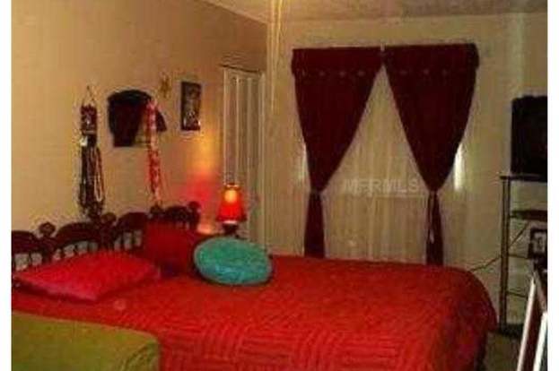 Building Photo - 2101 Utica Dr