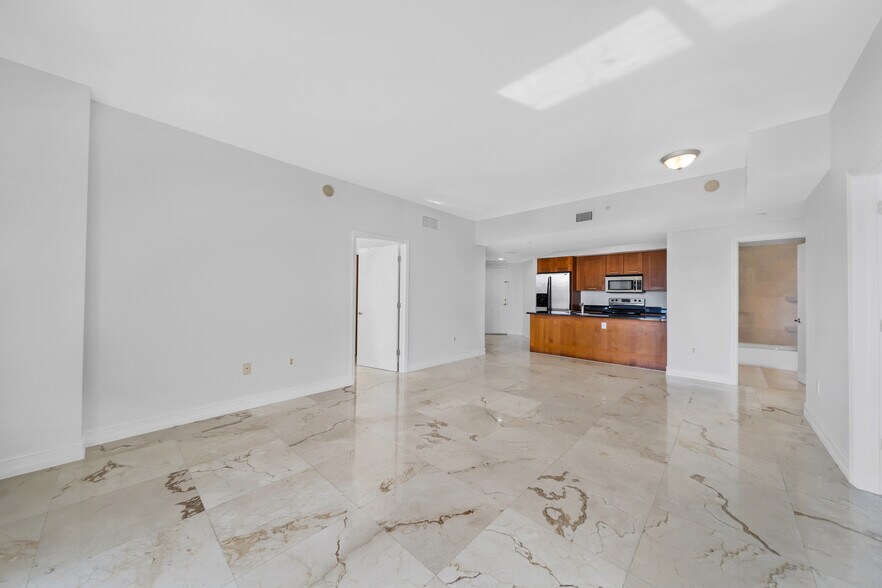 Building Photo - 11629 NW 87th Ln