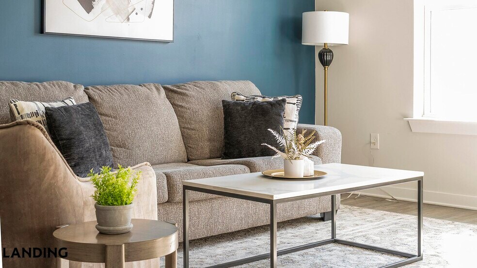 Building Photo - 1270 Hillcrest Dr