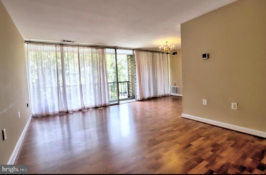 Building Photo - 4360 Ivymount Ct