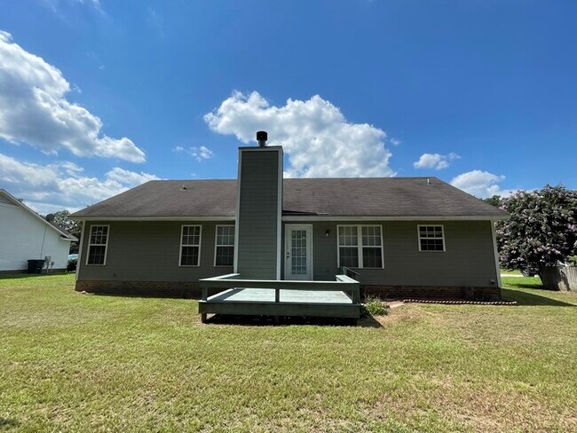 Building Photo - 203 Longleaf Pines Dr