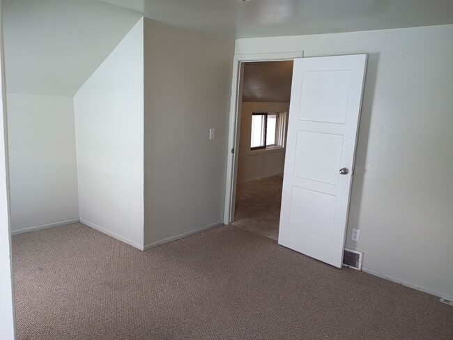 Building Photo - 107 Harrison Pl