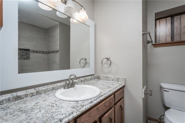 Building Photo - 701 El Parque Dr