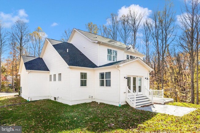 Building Photo - 204 3 Rivers Rd