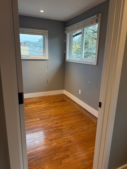 #3 Bedroom - 196 Tunstead Ave