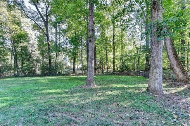 Building Photo - 478 Dorsey Cir SW