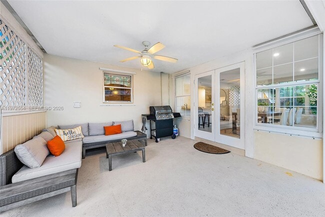 Building Photo - 4912 S Kay St