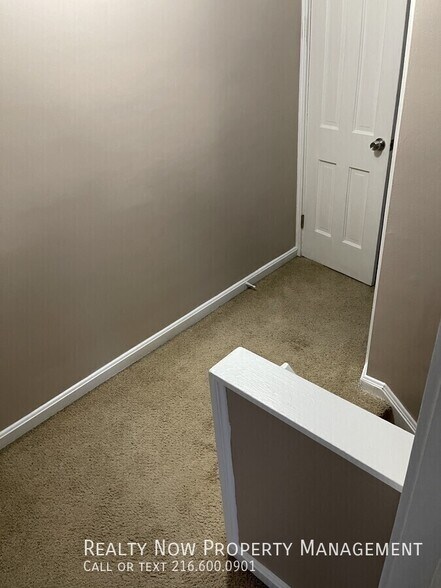 Building Photo - 25300 Lakeshore Blvd