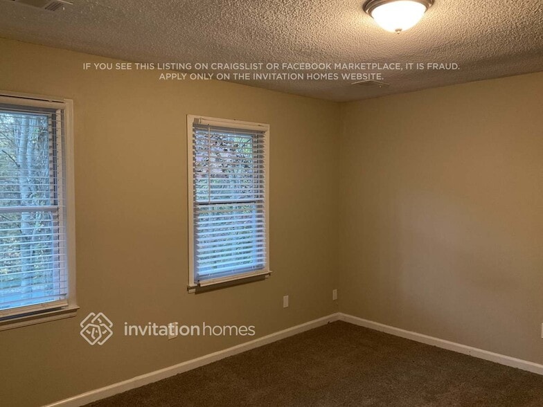 Building Photo - 3607 Memorial Pkwy NW