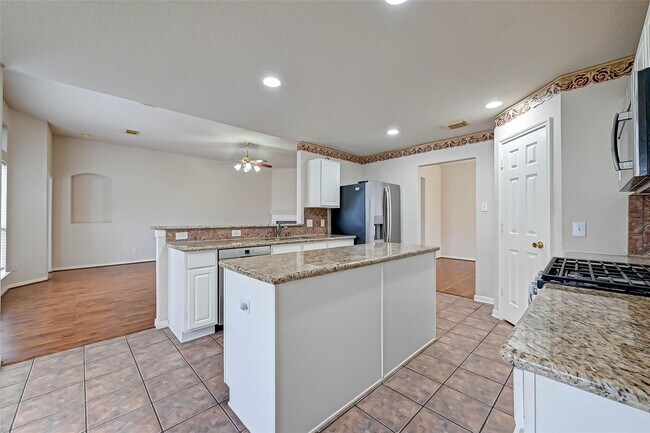 Building Photo - 3630 Winstrome Ct