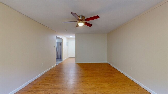 Building Photo - 15 Walbridge St