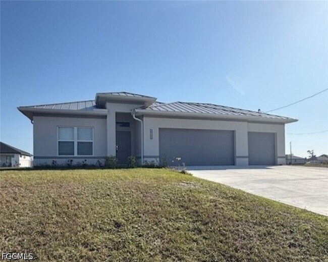 Building Photo - 409 Tropicana Pkwy E